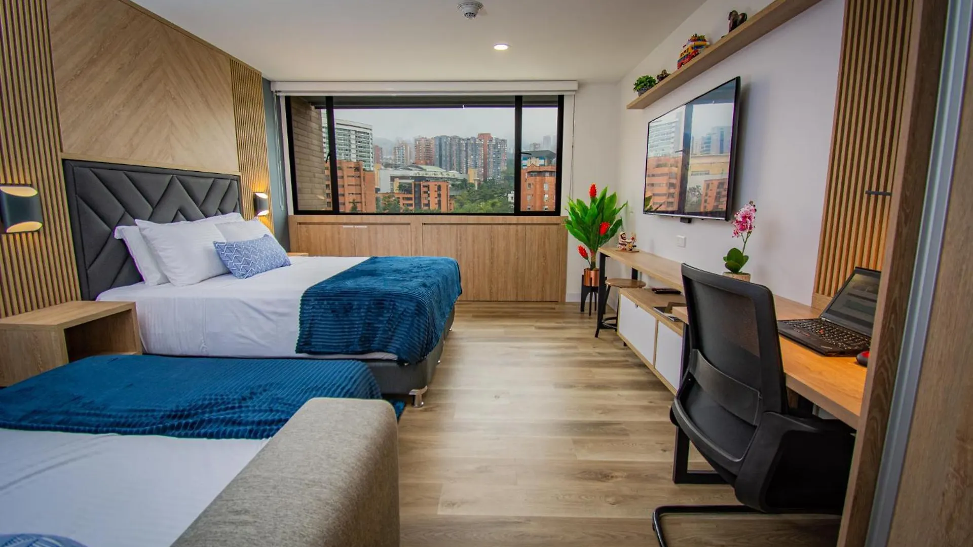 Apartment Unique Suite In El Poblado Cowork/ Gym / Fast Wifi Medellin Colombia