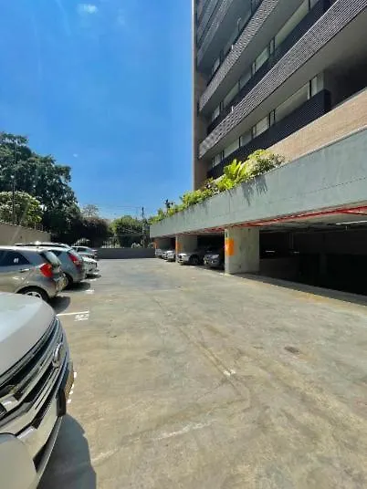 Unique Suite In El Poblado Cowork/ Gym / Fast Wifi Medellín